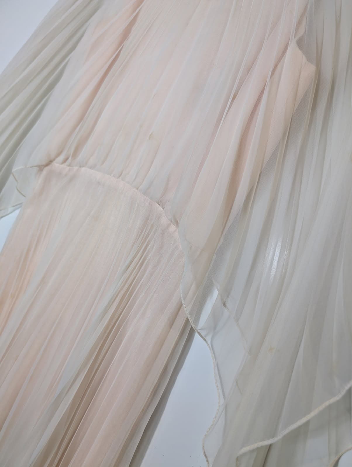 Vintage 1970s Merco Davron Pale Pink Pleated Chiffon Flutter Sleeve Maxi Dress — photo 4 of 8
