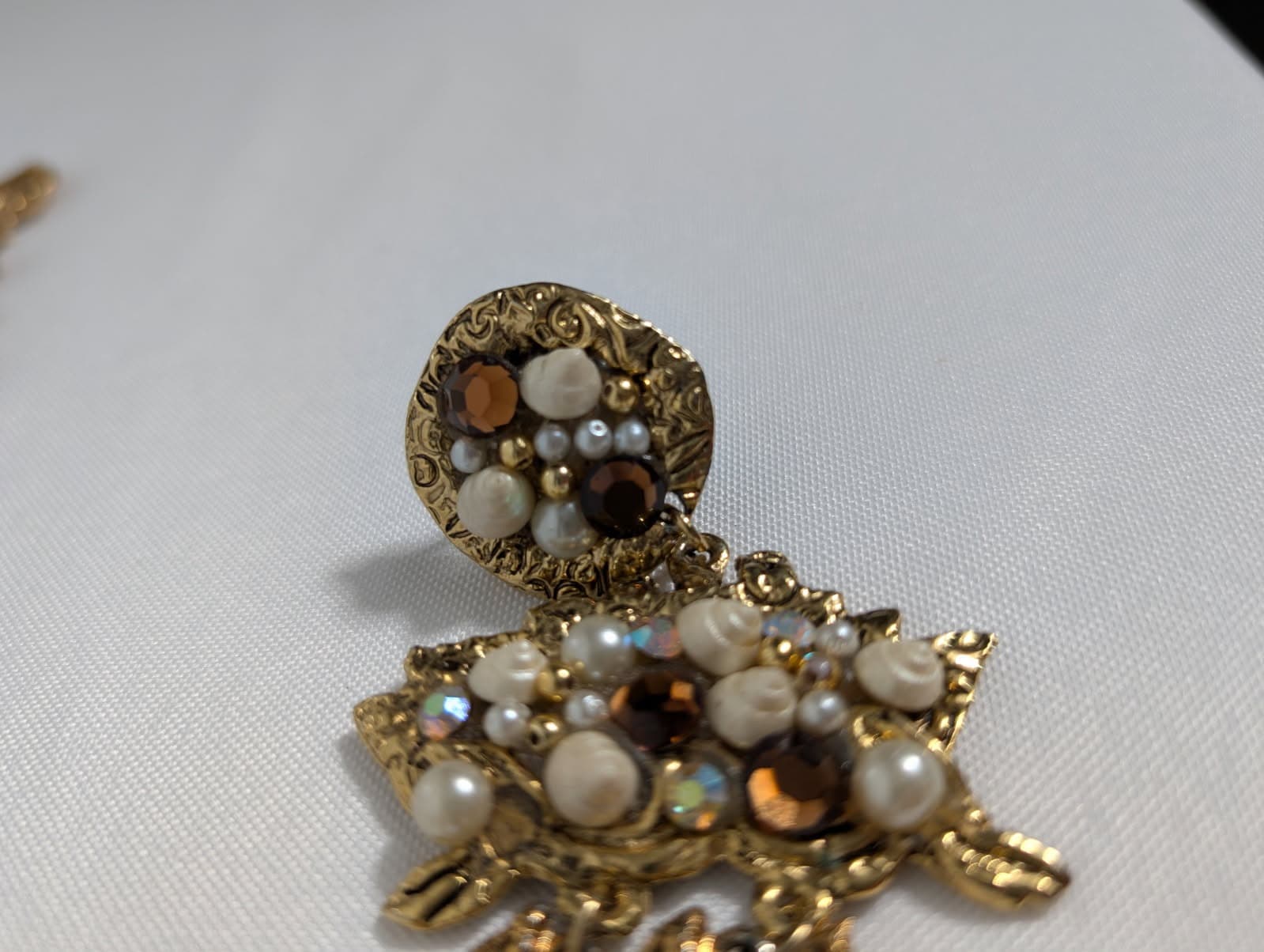 Vintage Anchor Statement Earrings Gold Tone clip on — photo 2 of 5