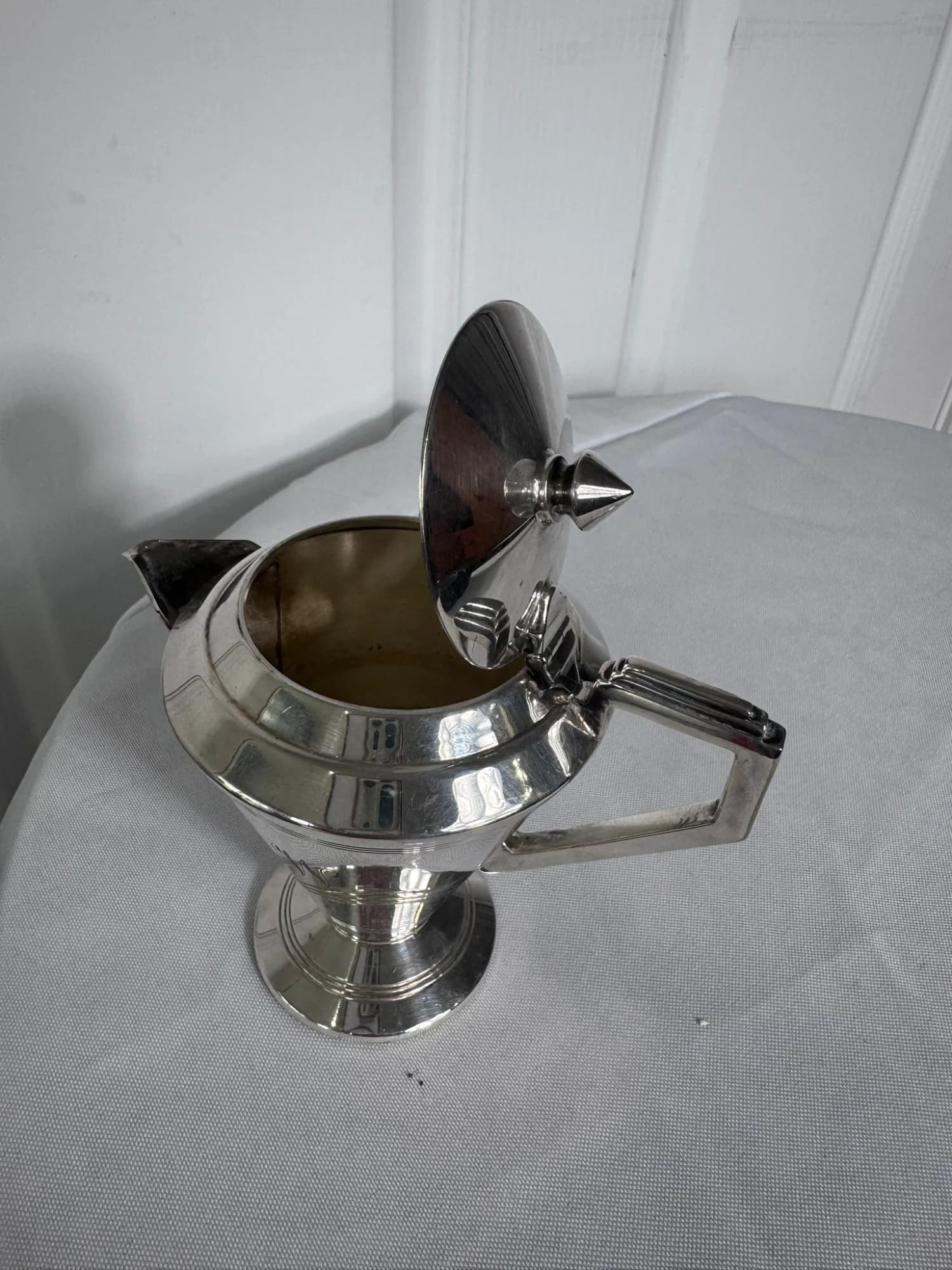 Vintage Art Deco Sterling Silver Coffee Pot - Elegant Geometric Design — photo 5 of 9