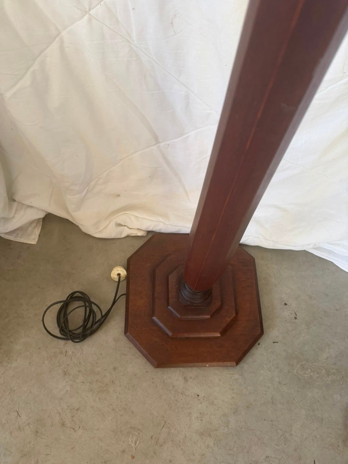 Vintage Floor Lamp Turned Column Octagonal Base Dark Brown — photo 3 of 5