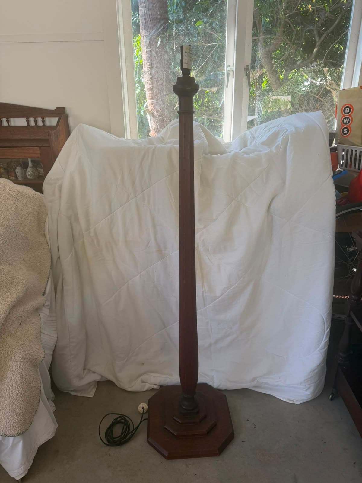 Vintage Floor Lamp Turned Column Octagonal Base Dark Brown — photo 4 of 5