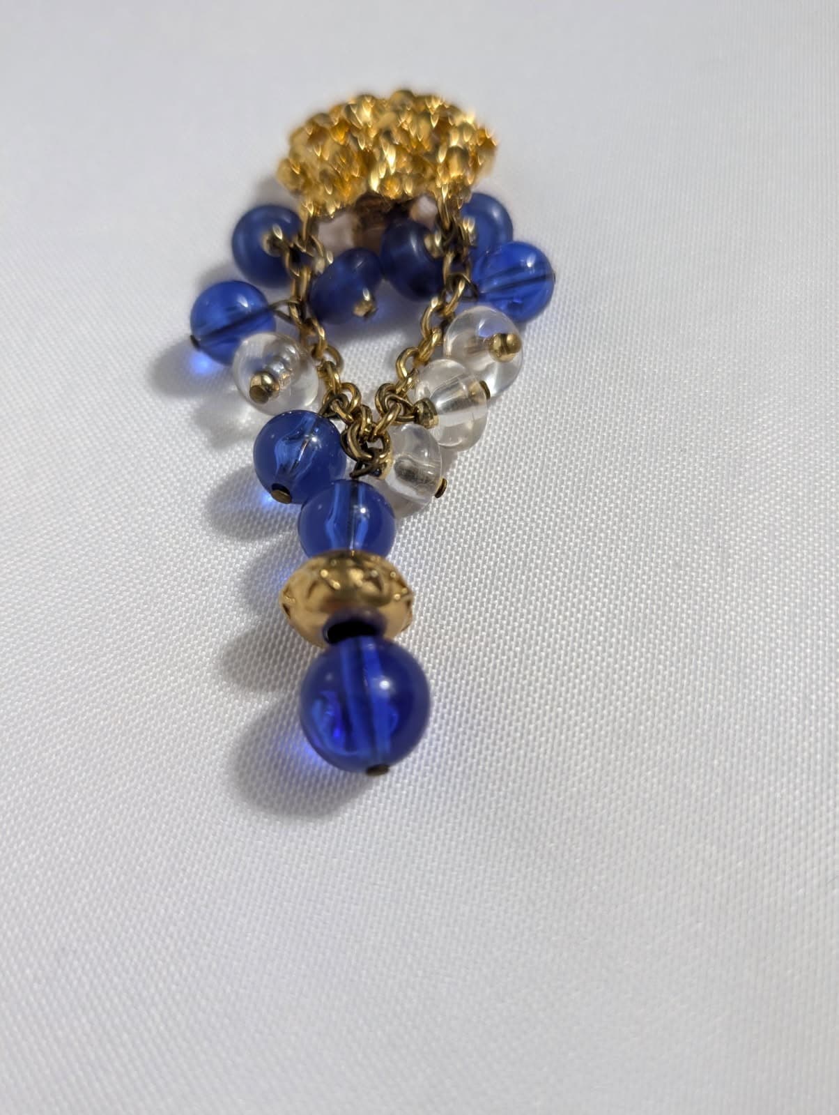 Vintage Gold-Tone Textured Clip-On Earrings With Blue And Clear Bead Dangles — photo 4 of 5
