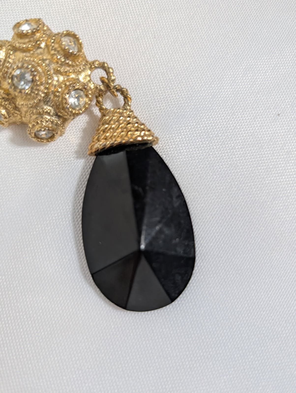 Vintage Gold Tone Textured Rhinestone and Black Teardrop Clip-on Earrings — photo 4 of 5