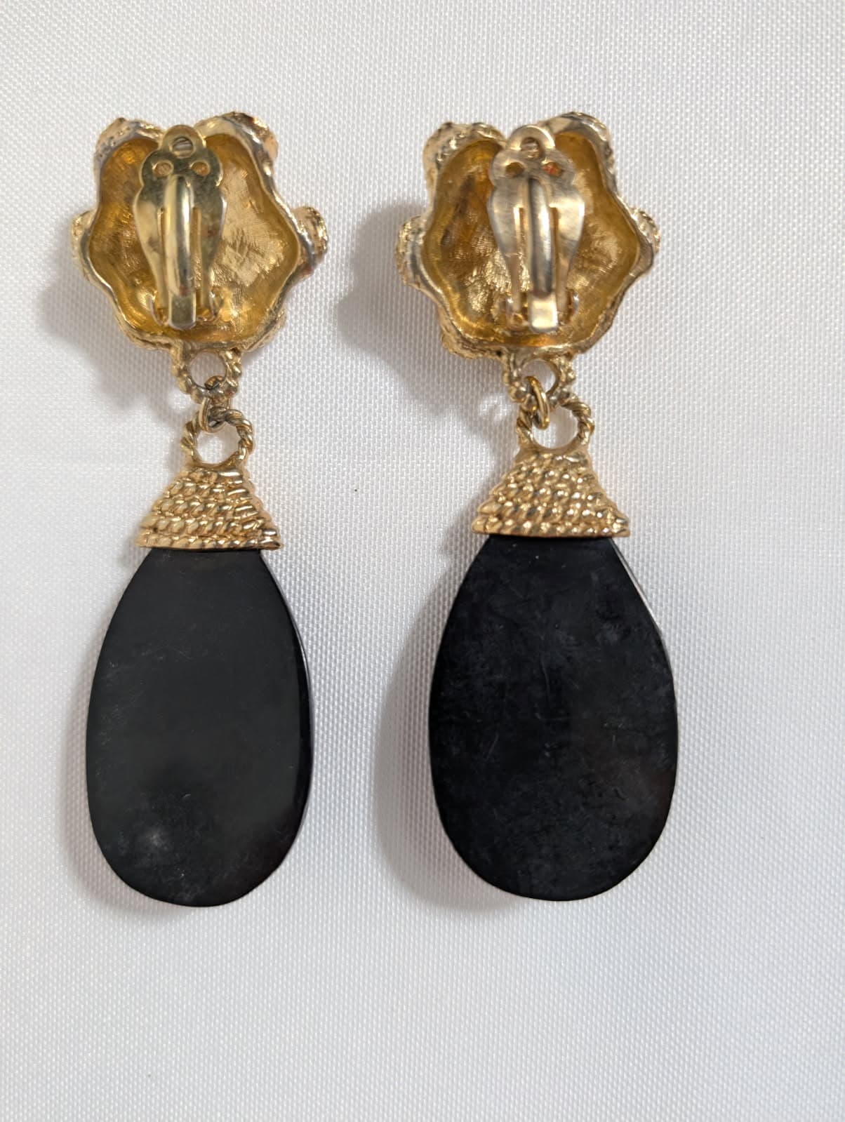 Vintage Gold Tone Textured Rhinestone and Black Teardrop Clip-on Earrings — photo 5 of 5