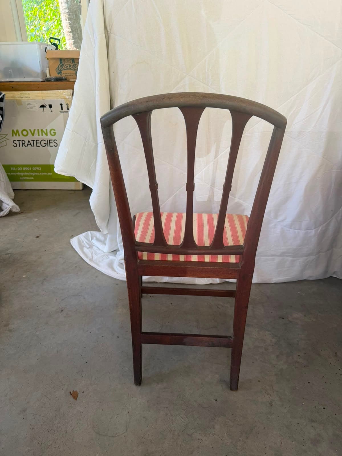 Vintage Hepplewhite Style Shield Back Dining Chair Timber Frame Brown Red Cream — photo 4 of 5