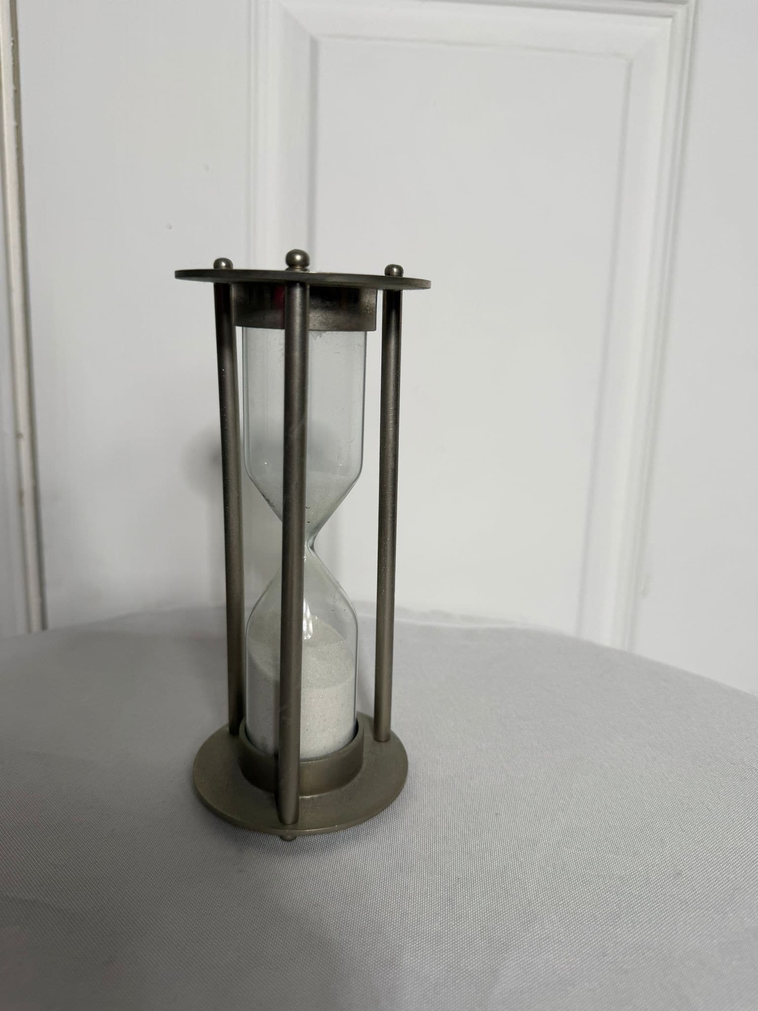 Vintage Large Metal Frame Hourglass Sand Timer - Bronze Tone Decor — photo 5 of 6