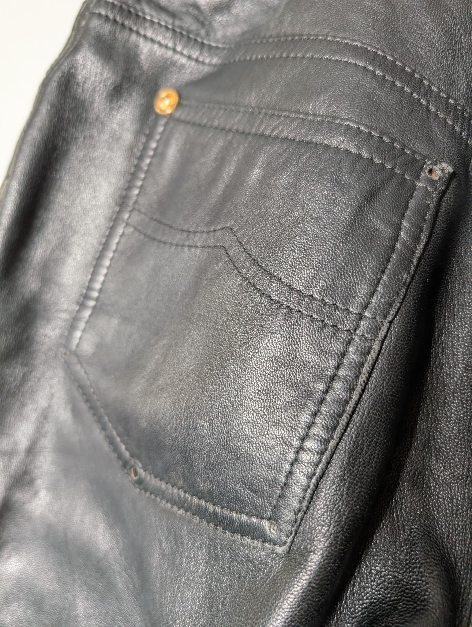 Vintage Leather Trousers Black With Gold Tone Studs Size 44 — photo 9 of 10