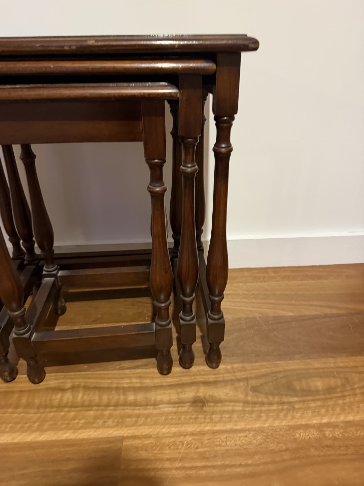 Vintage Nesting Tables Wooden Side Tables with Turned Legs Dark Brown — photo 4 of 6