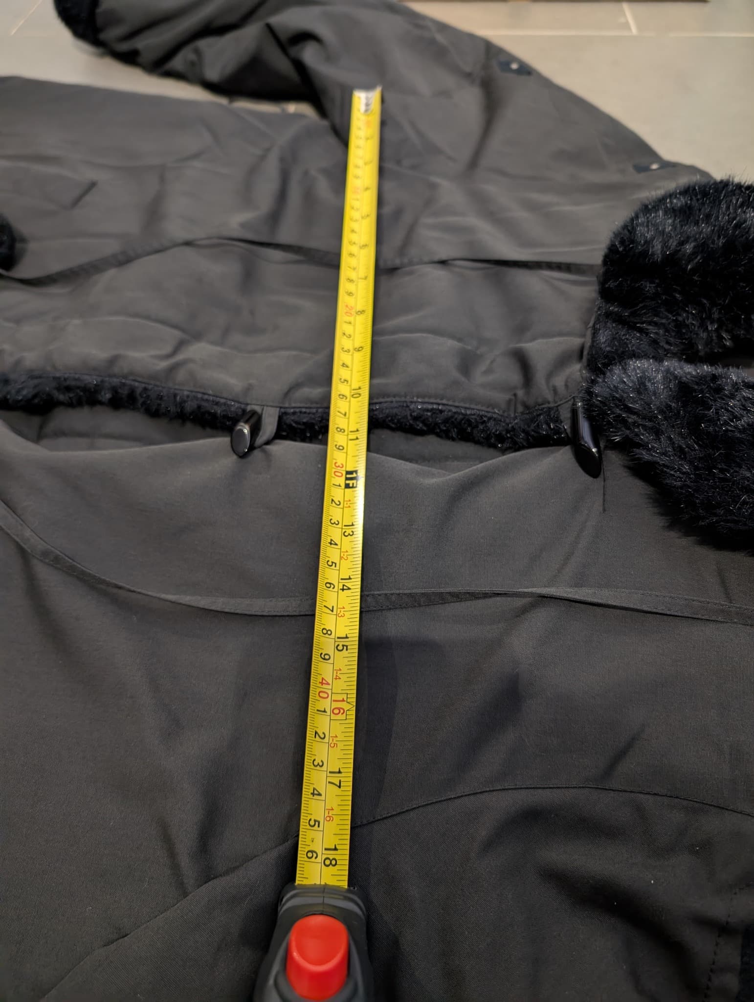 Vintage Quilted Long Coat with Faux Fur Trim Black — photo 5 of 6