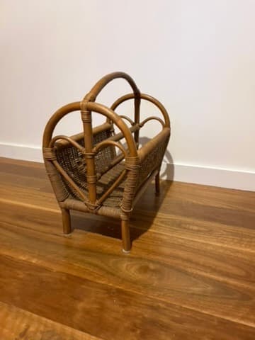 Vintage Rattan Wicker Magazine Rack Heart Design Brown — photo 4 of 4
