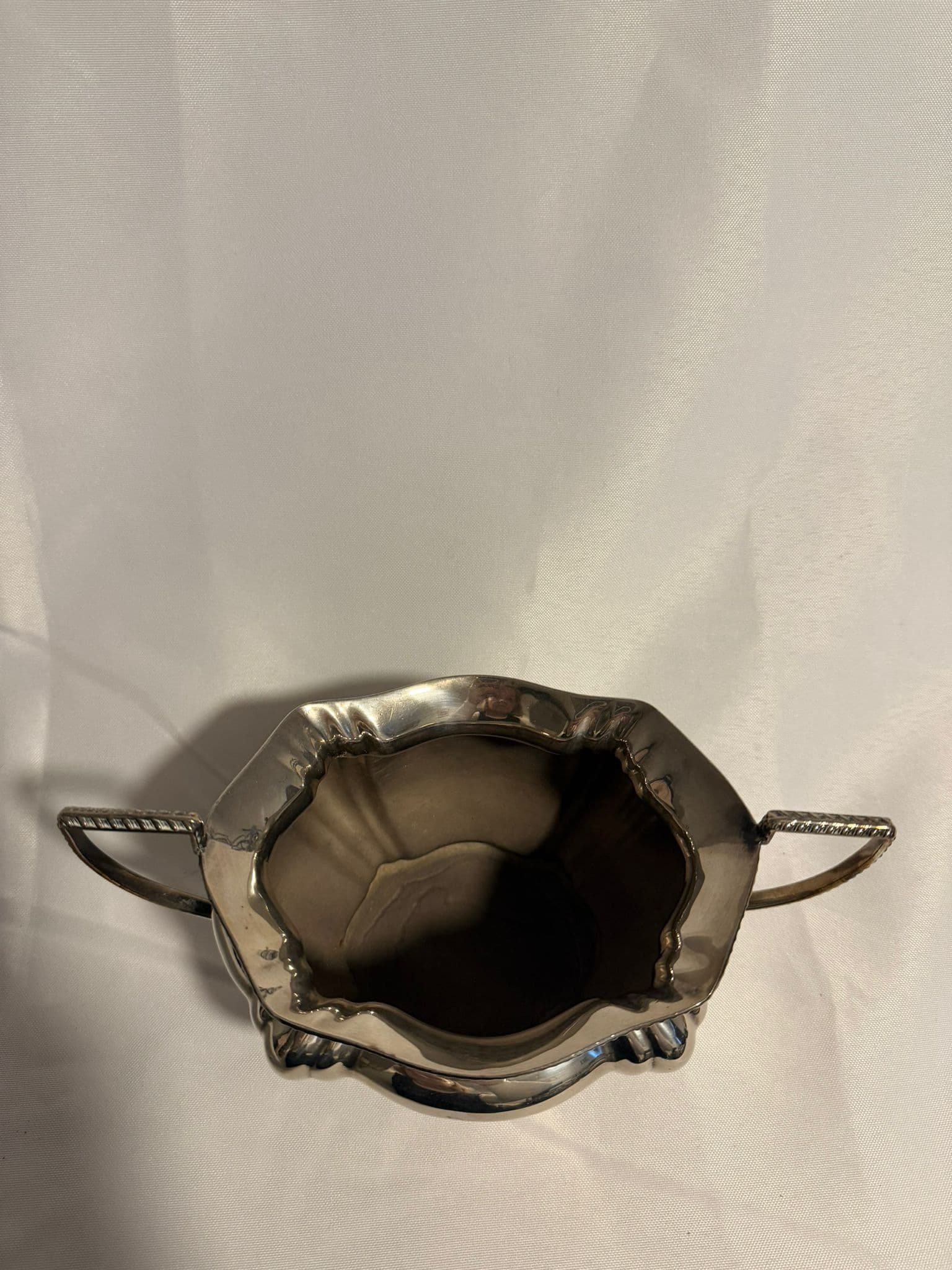 Vintage Silver-Plated Sugar Bowl Two-Handled Scalloped Edge — photo 7 of 8
