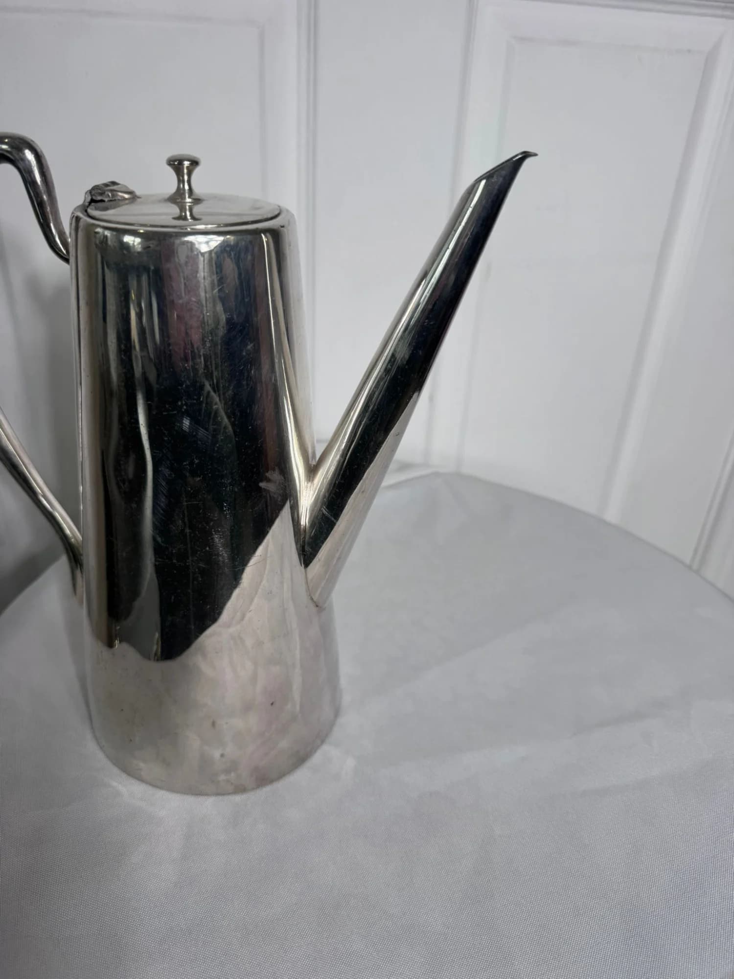 Vintage Silver Plated Tapered Coffee Pot - Elegant Mid-Century Style — photo 3 of 12
