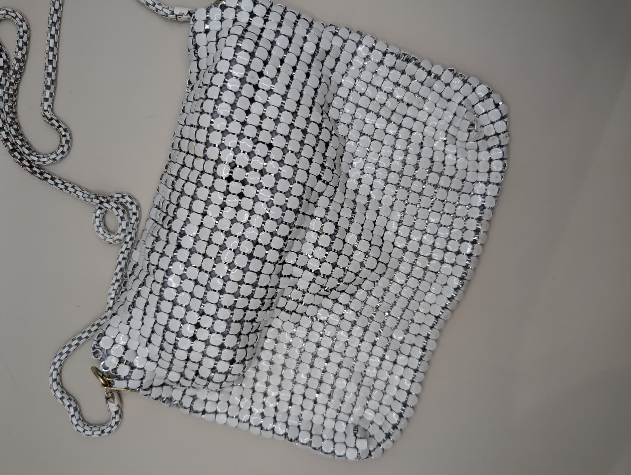 Vintage Style Metal Mesh Evening Bag White — photo 3 of 9