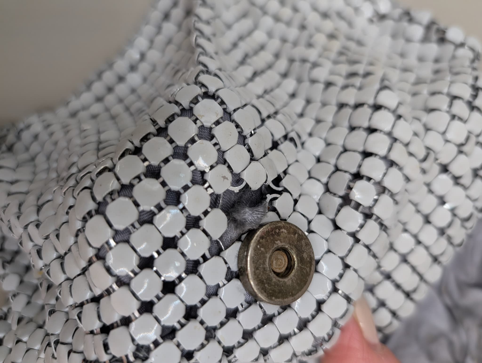 Vintage Style Metal Mesh Evening Bag White — photo 7 of 9