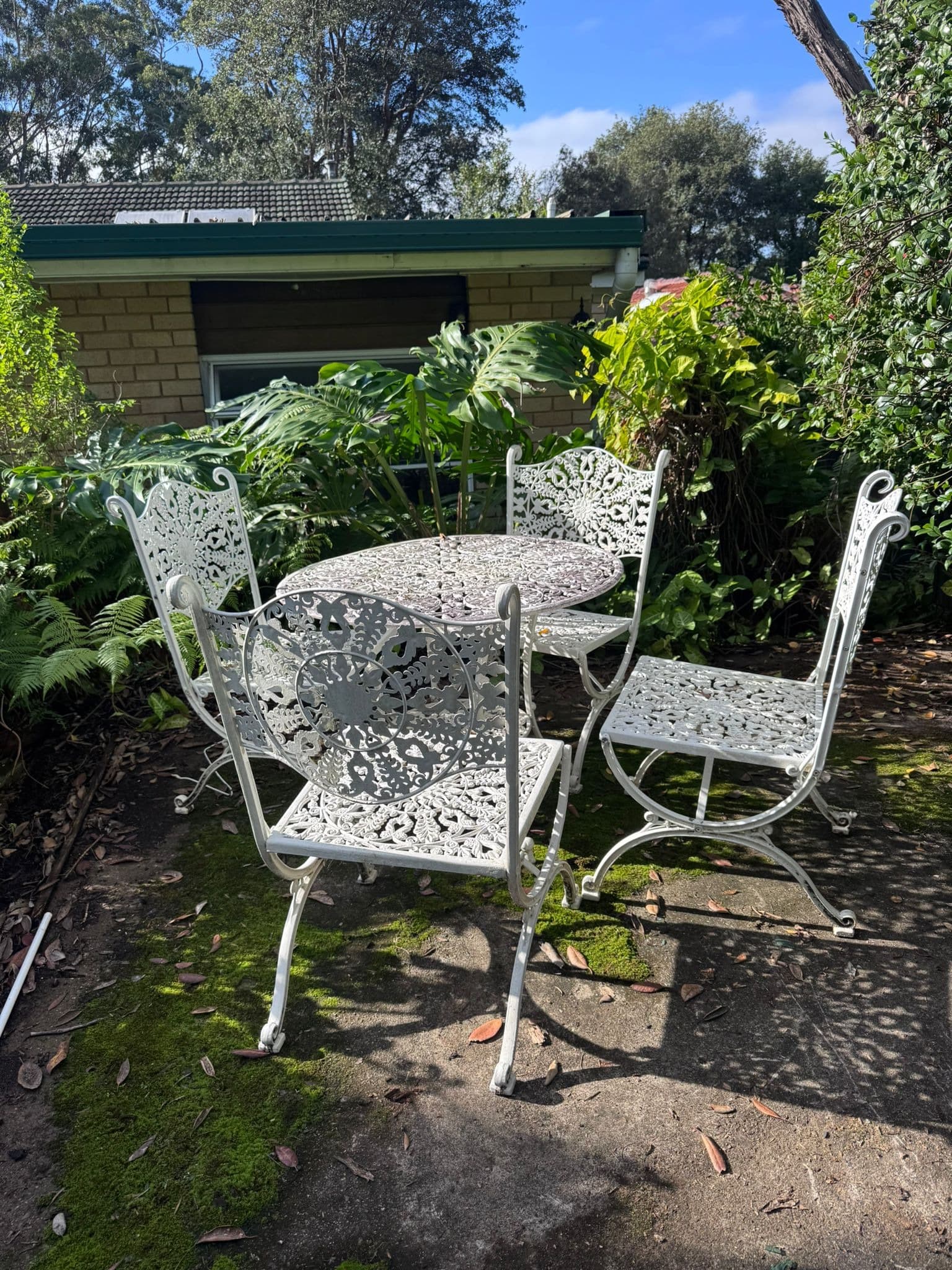 Vintage Style Ornate Cast Aluminum Bistro Set - White Garden Furniture — photo 4 of 9
