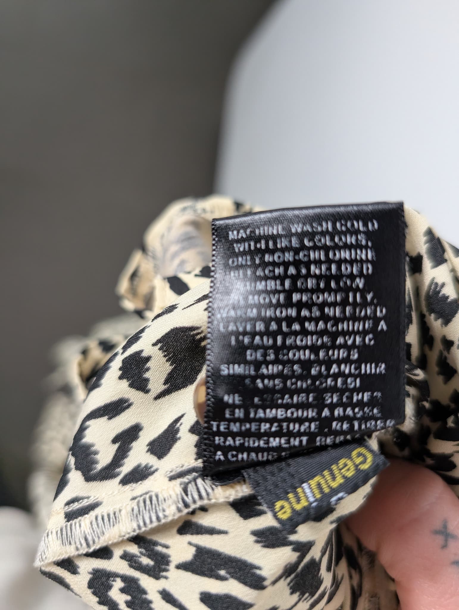 Volcom Corpo Class Leopard Print Shirt Dress Size S — photo 7 of 7