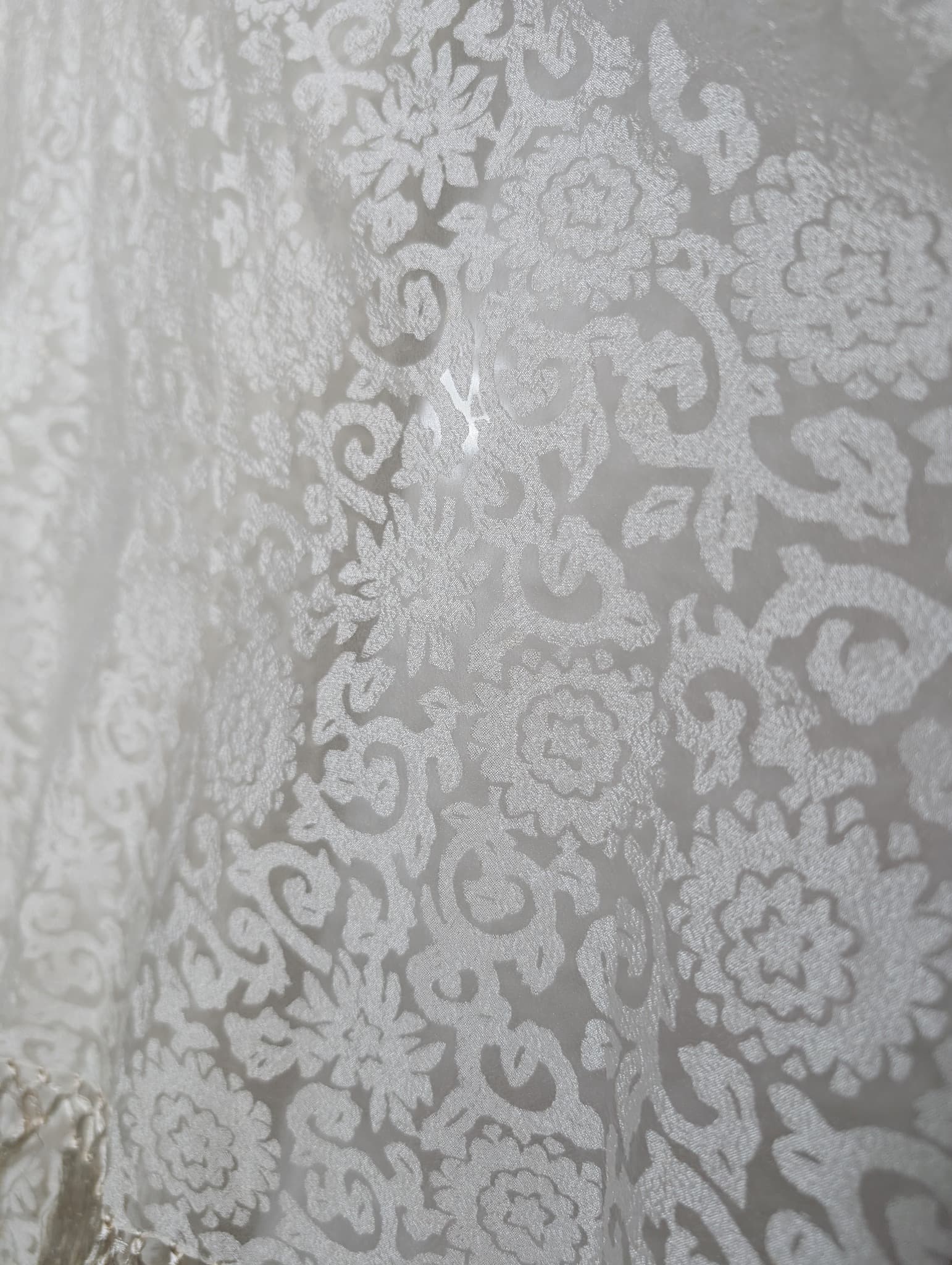 White Floral Jacquard Fringed Shawl Scarf — photo 2 of 6