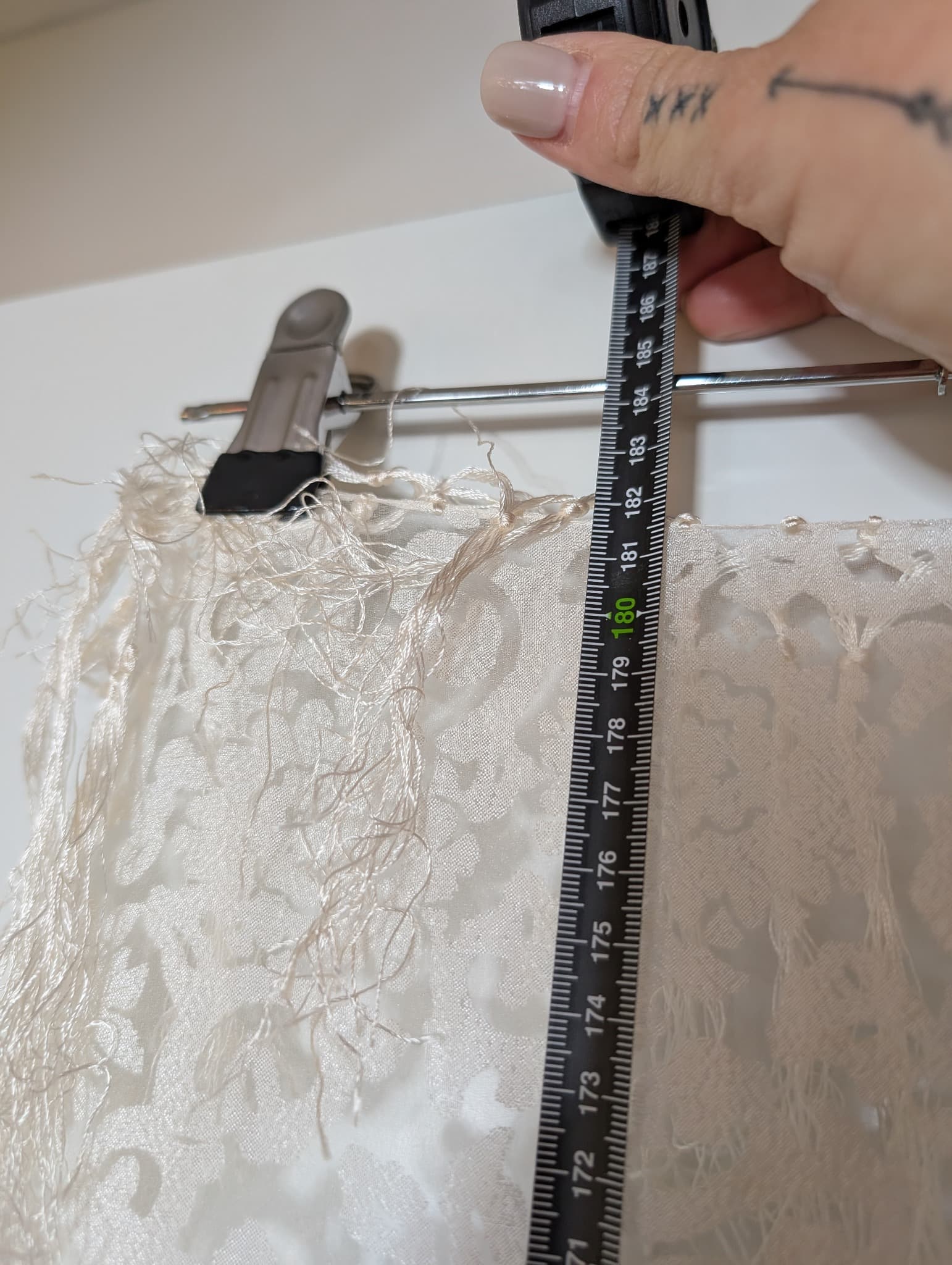 White Floral Jacquard Fringed Shawl Scarf — photo 6 of 6