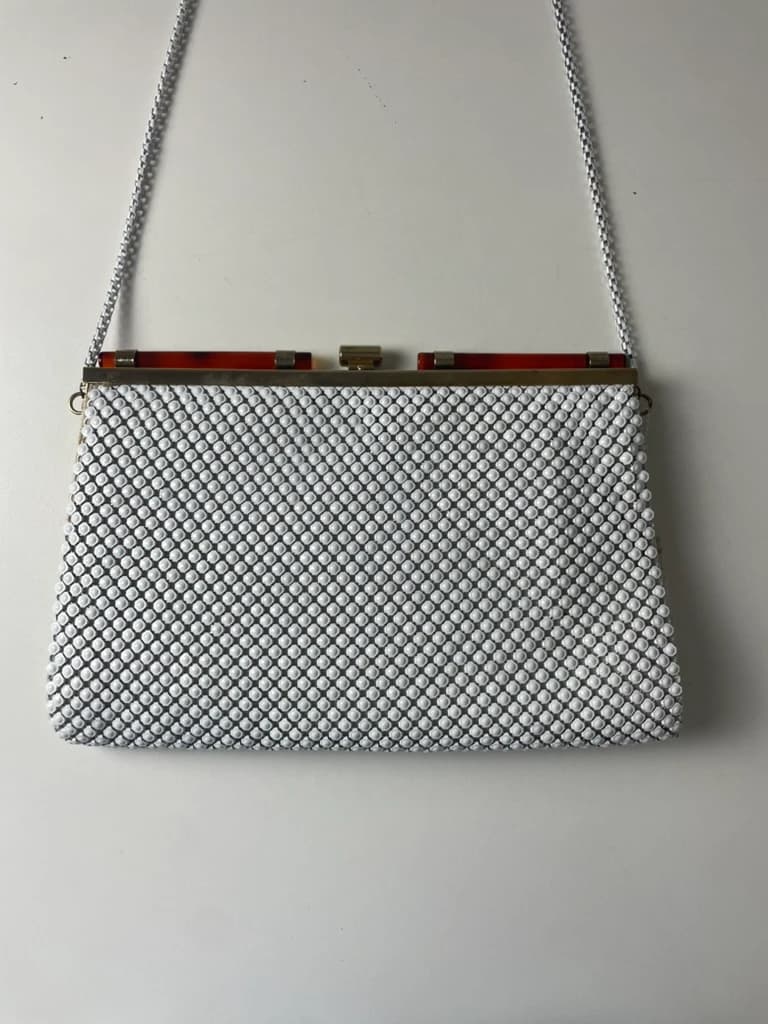 White Metal Mesh Evening Handbag with Gold-Tone Frame — photo 9 of 10
