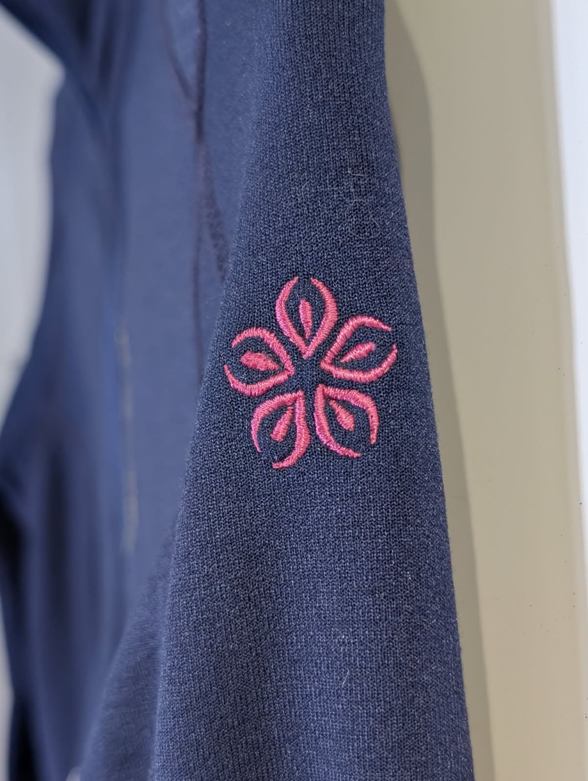 Wild Roses Women's Technical Polartec Fleece Jacket - Navy Blue — photo 5 of 10