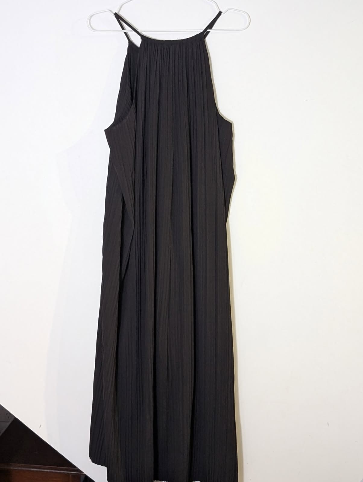 Witchery Black Pleated Sleeveless Dress - Size 12 — photo 3 of 8