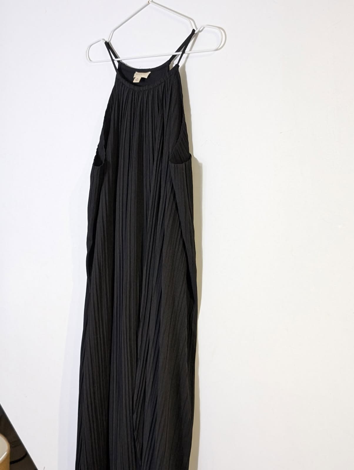 Witchery Black Pleated Sleeveless Dress - Size 12 — photo 4 of 8