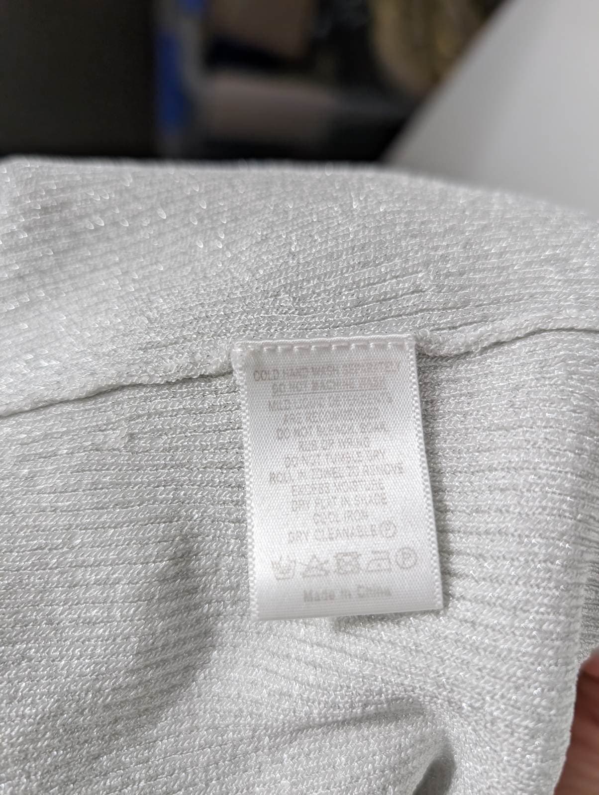 Witchery Silver Metallic Ribbed Knit Short Sleeve Top Size S — photo 6 of 7