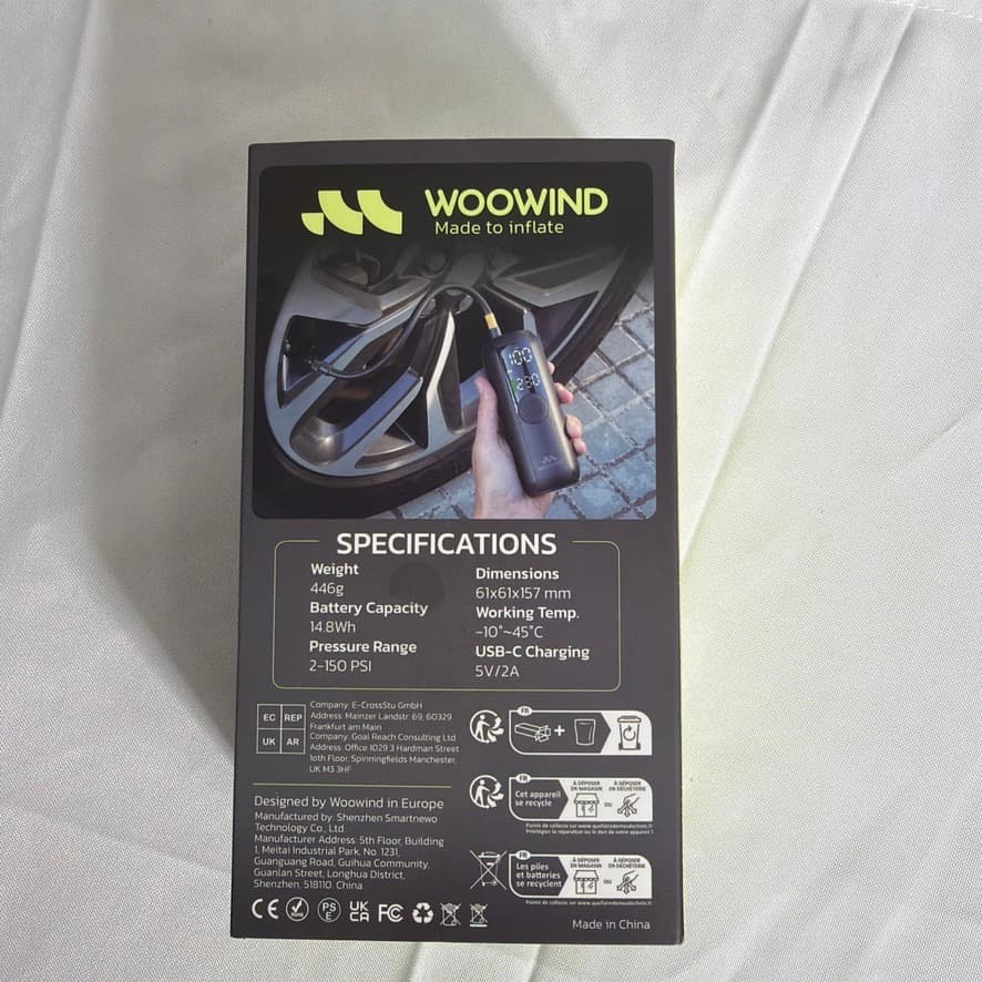 Woowind LP1 Portable Smart Tire Inflator - Cordless Electric Air Pump — photo 3 of 6