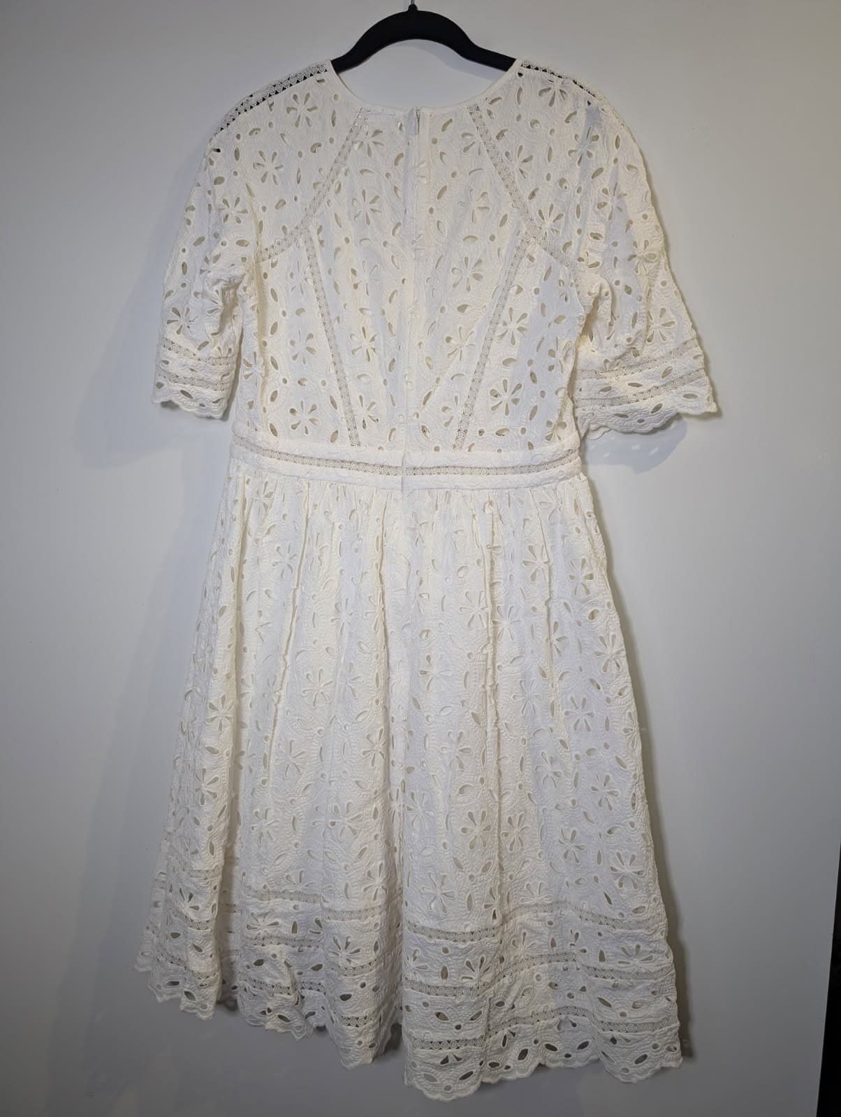 Zimmermann Eyelet Lace Midi Dress White Size 3 — photo 4 of 5