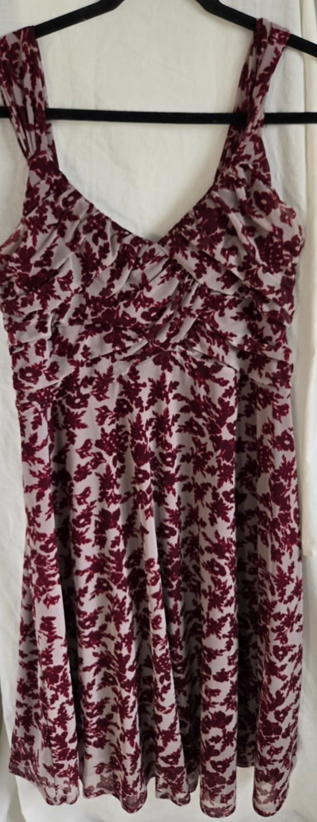 Jacqui E Ladies Burgundy Pinot Floral Midi Length Dress - S: L / 14 — photo 9 of 12