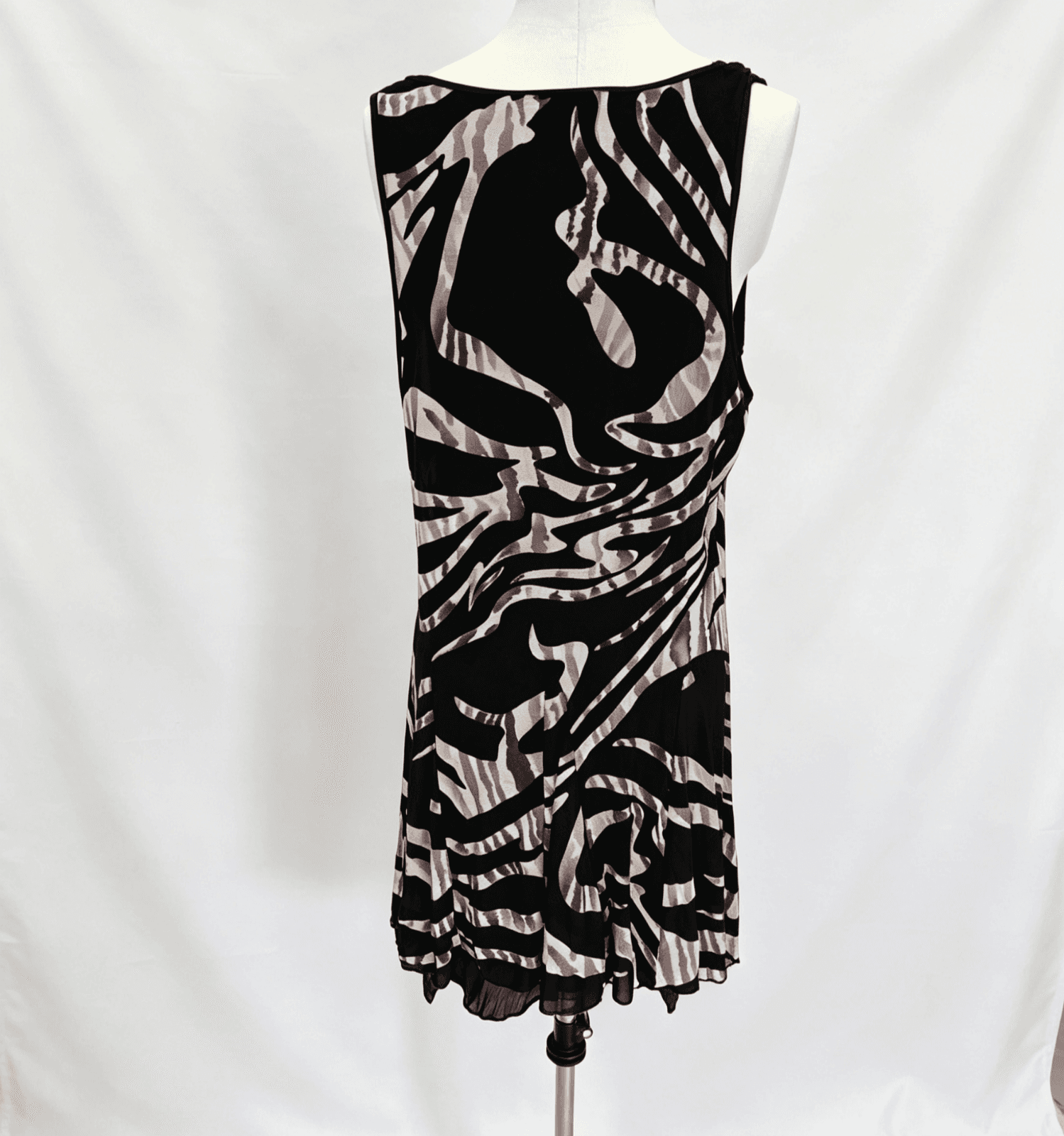 Ladies New Cover Summer Dress - Size 12 - Safari Print - Fully lined - Sleeveles — photo 3 of 10