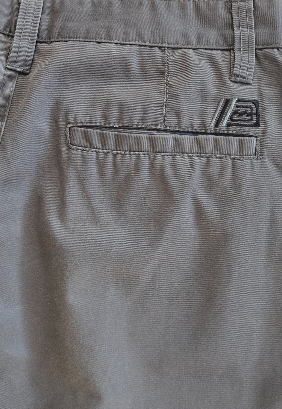 Mens Green Billabong Carter WalkShorts - Size 30 — photo 6 of 16