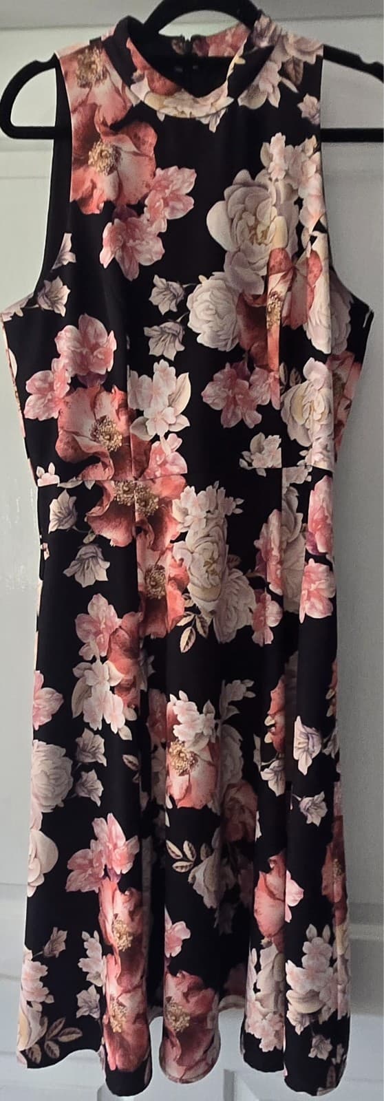 Ladies Portmans Halter Neck Fit & Flare A Line Dress- Size 10 — photo 2 of 5