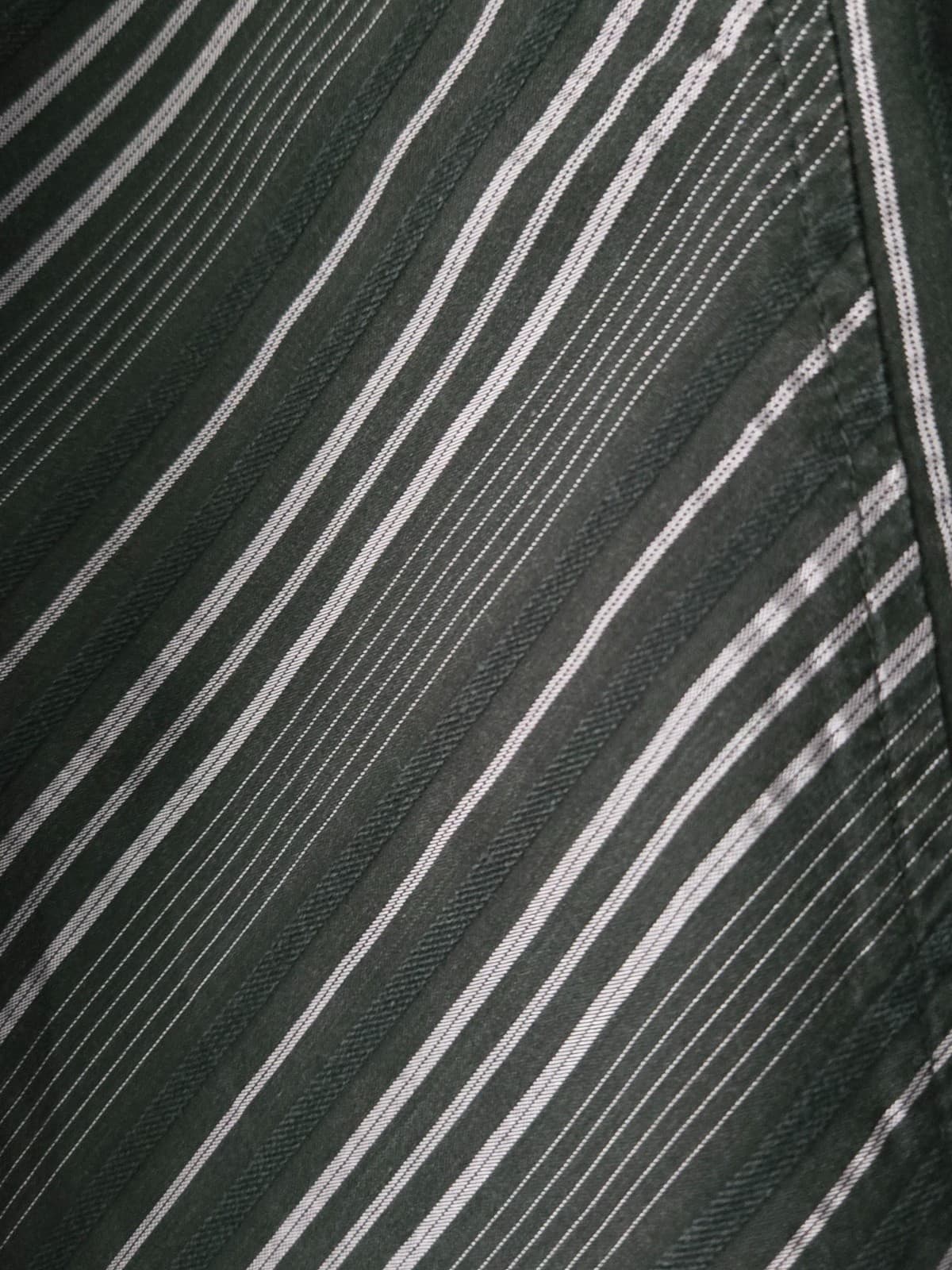 Sixteen Twenty Six Ladies Black/Purple Collared Stripe Shirt - Size 20 — photo 3 of 5