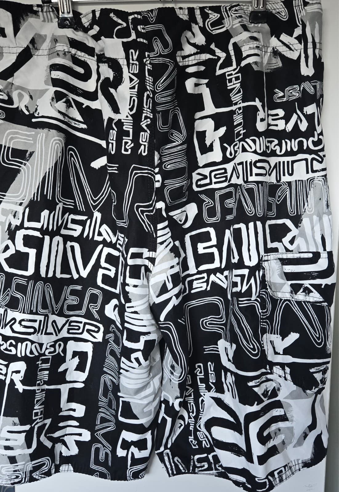 Mens Quiksilver Boardshorts - Black & White - Size 36 — photo 1 of 4