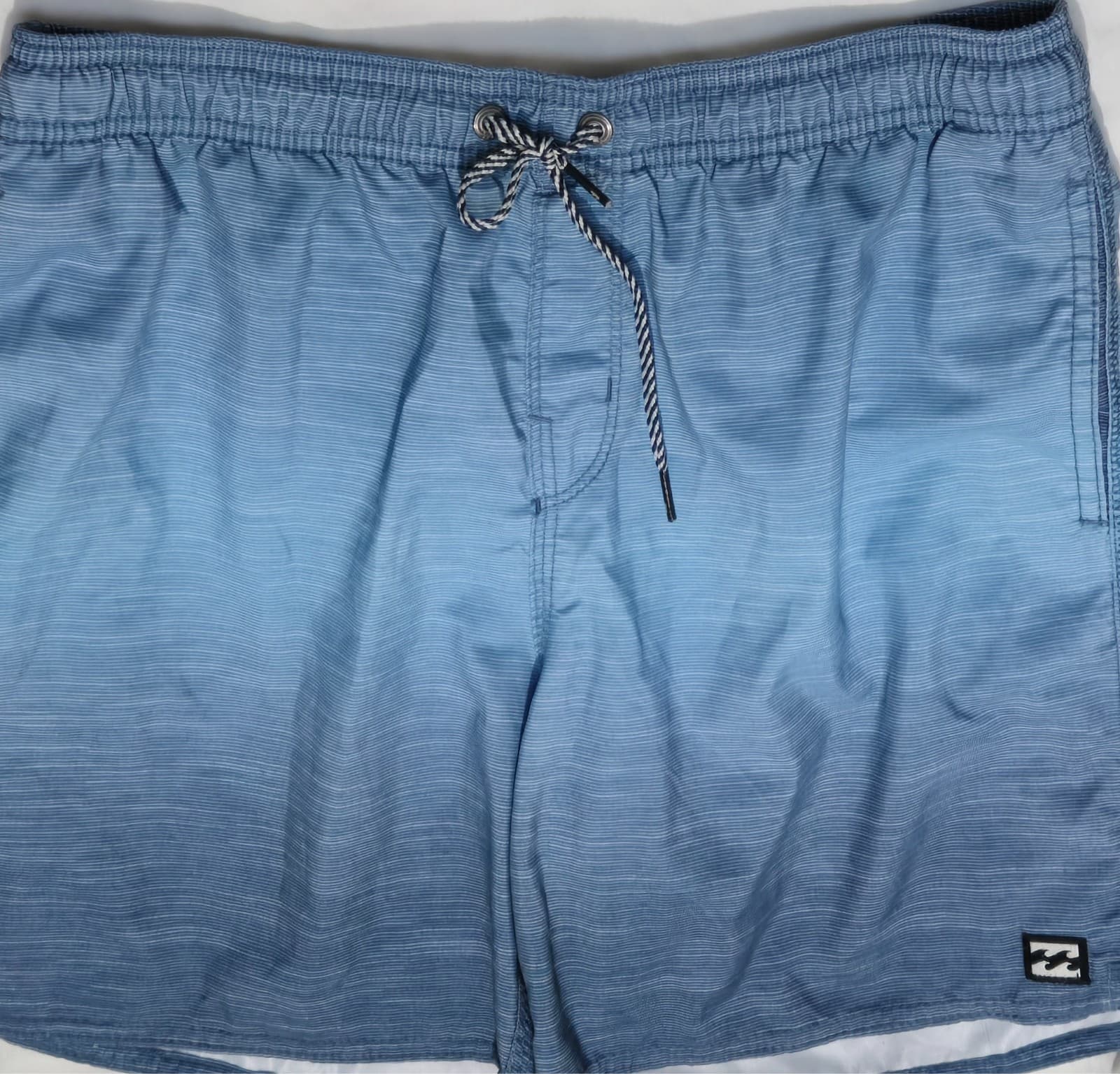 Billabong All Day Stripe Swim Shorts Blue Size 14 — photo 1 of 5