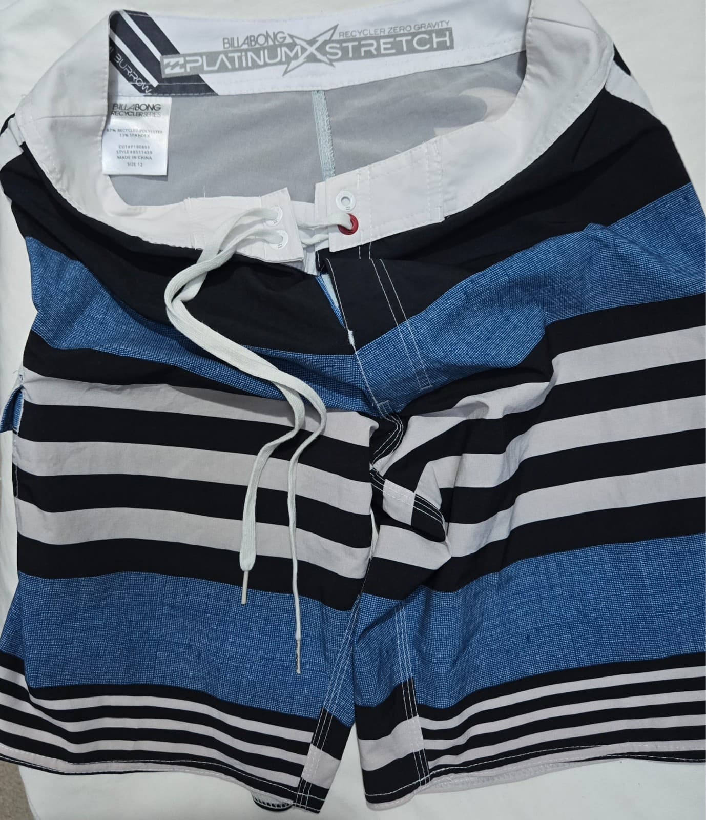 Billabong Platinum X Striped Boardshorts Boys Size 12 — photo 3 of 3
