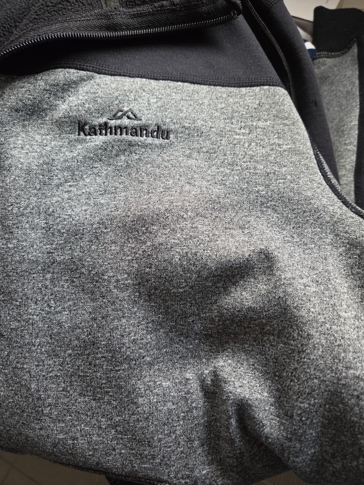 Kathmandu Men's Full Zip Hoodie Grey Black Size S — photo 7 of 7