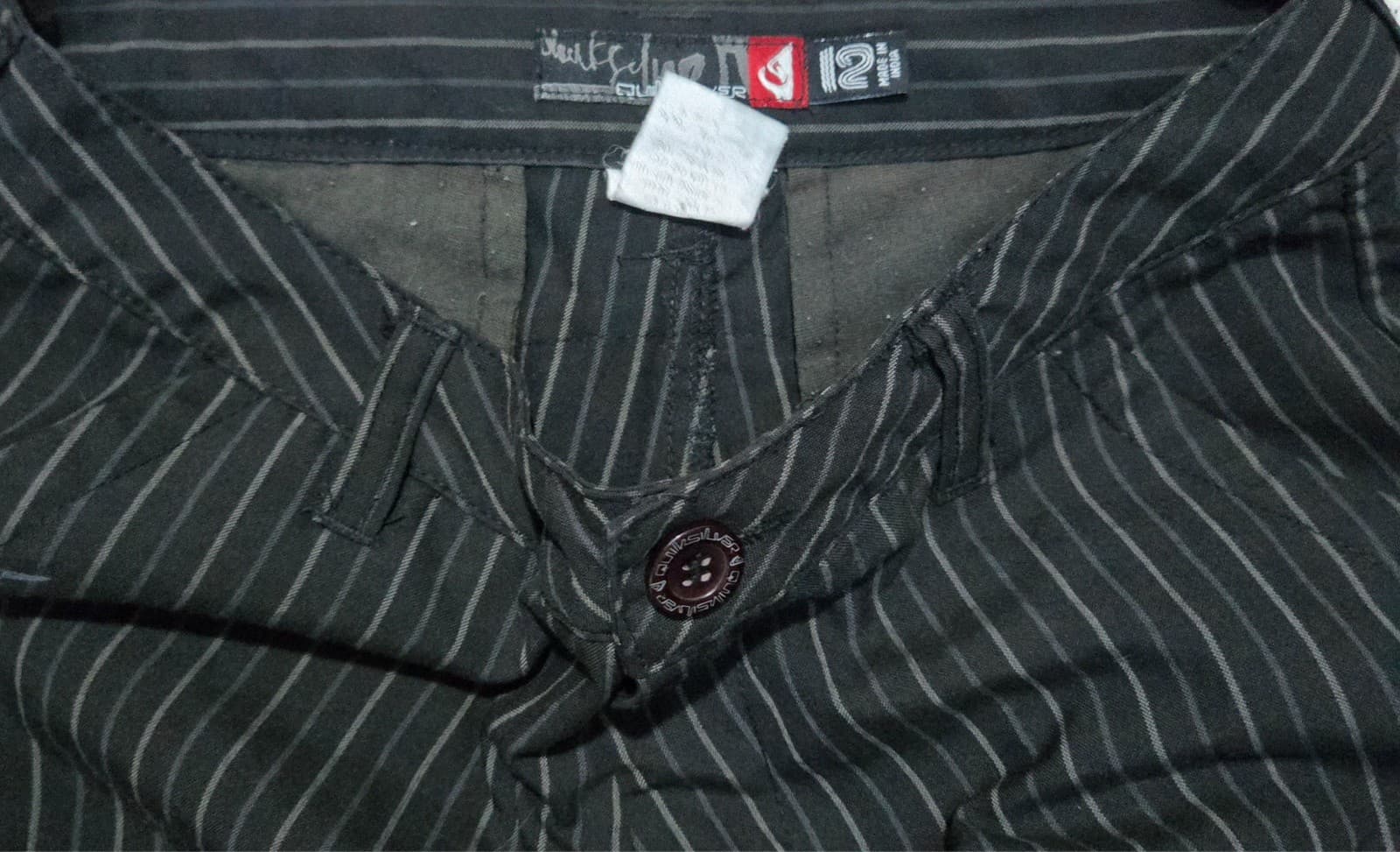 Quiksilver Boys Pinstripe Cargo Shorts Black Size 12 — photo 3 of 3
