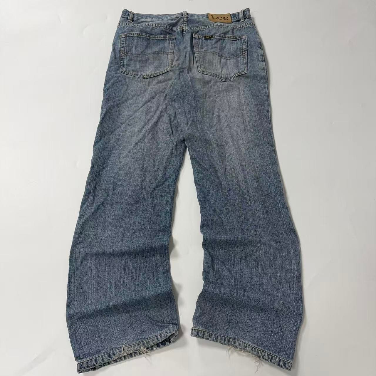 2000s Lee Distressed Blue Denim Jeans — photo 5 of 6