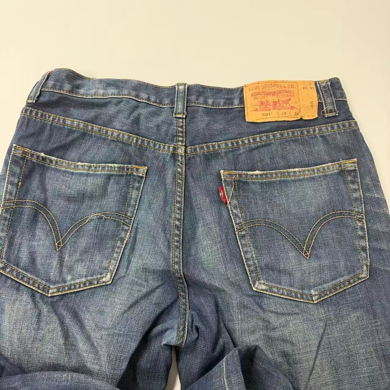 2000s Levi's 501 Original Fit Jeans Blue — photo 6 of 9