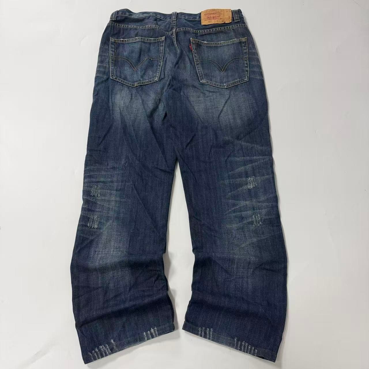 2000s Levi's 501 Original Fit Jeans Blue — photo 8 of 9