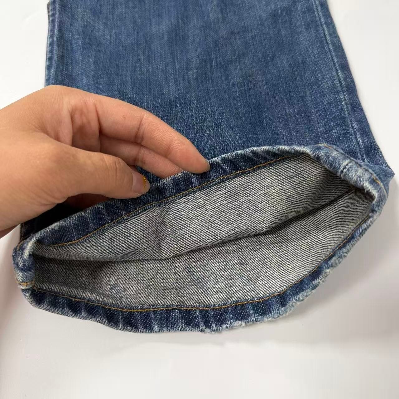 2000s Levi Strauss & Co. 501 Original Fit Jeans — photo 4 of 6