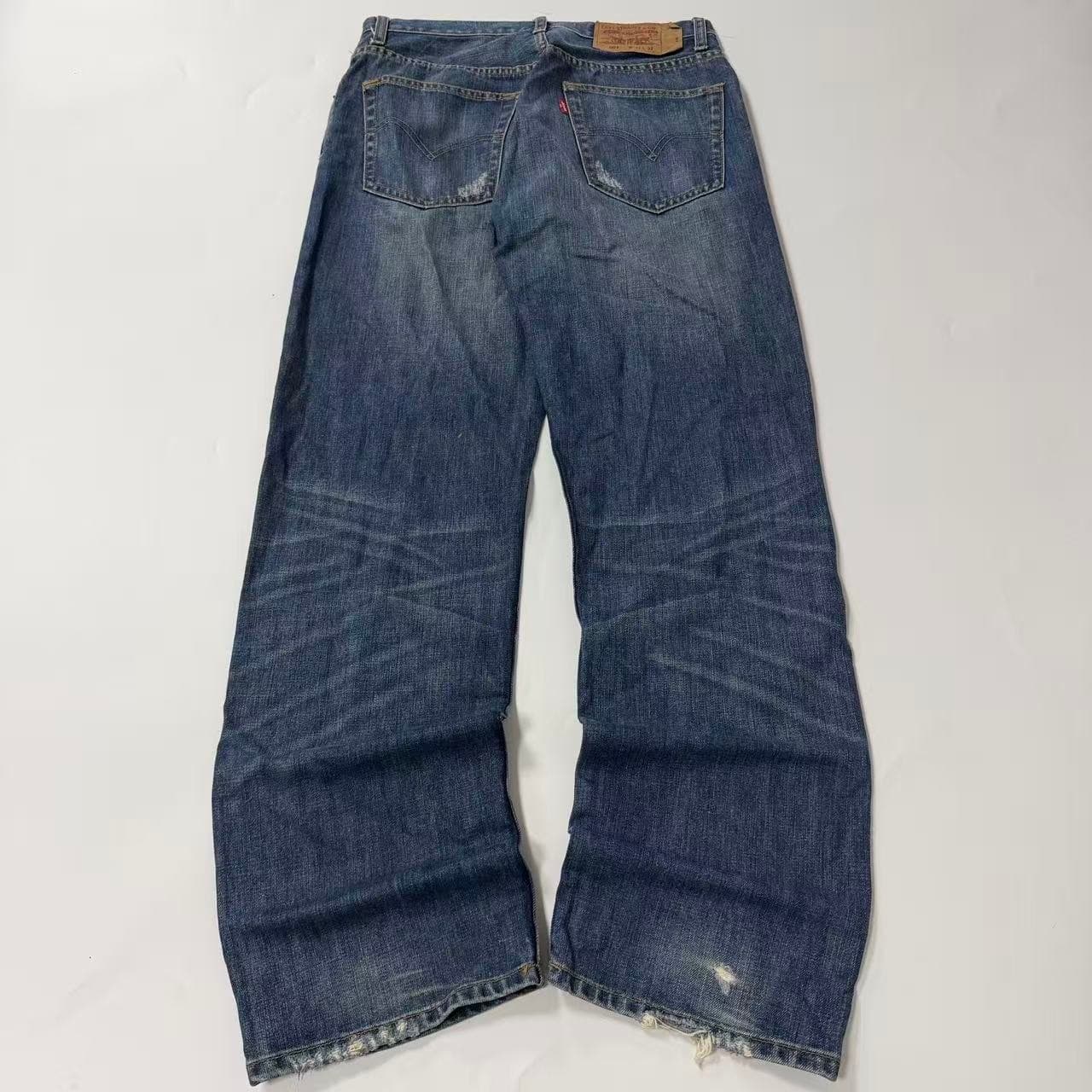 2000s Levi Strauss & Co. 501 Original Fit Jeans — photo 5 of 6
