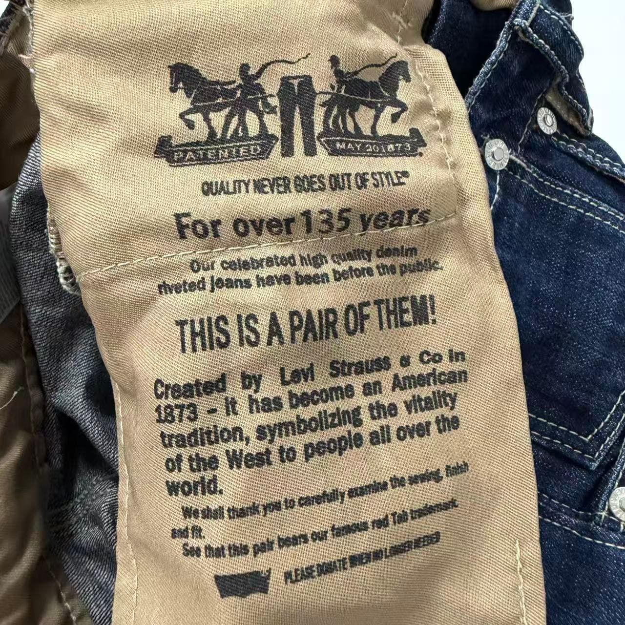 2000s Levi Strauss & Co 513 Slim Straight Jeans — photo 4 of 8