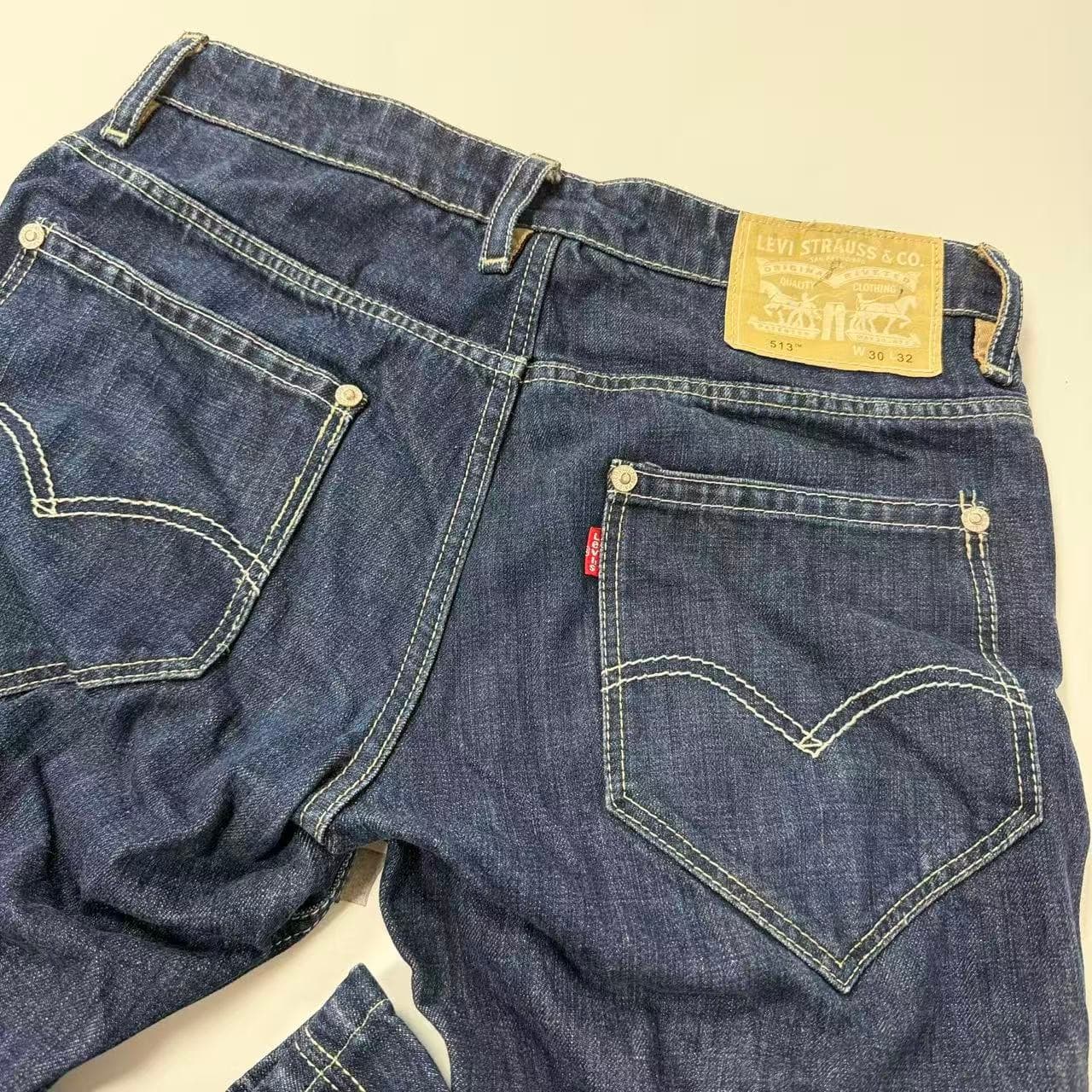 2000s Levi Strauss & Co 513 Slim Straight Jeans — photo 5 of 8