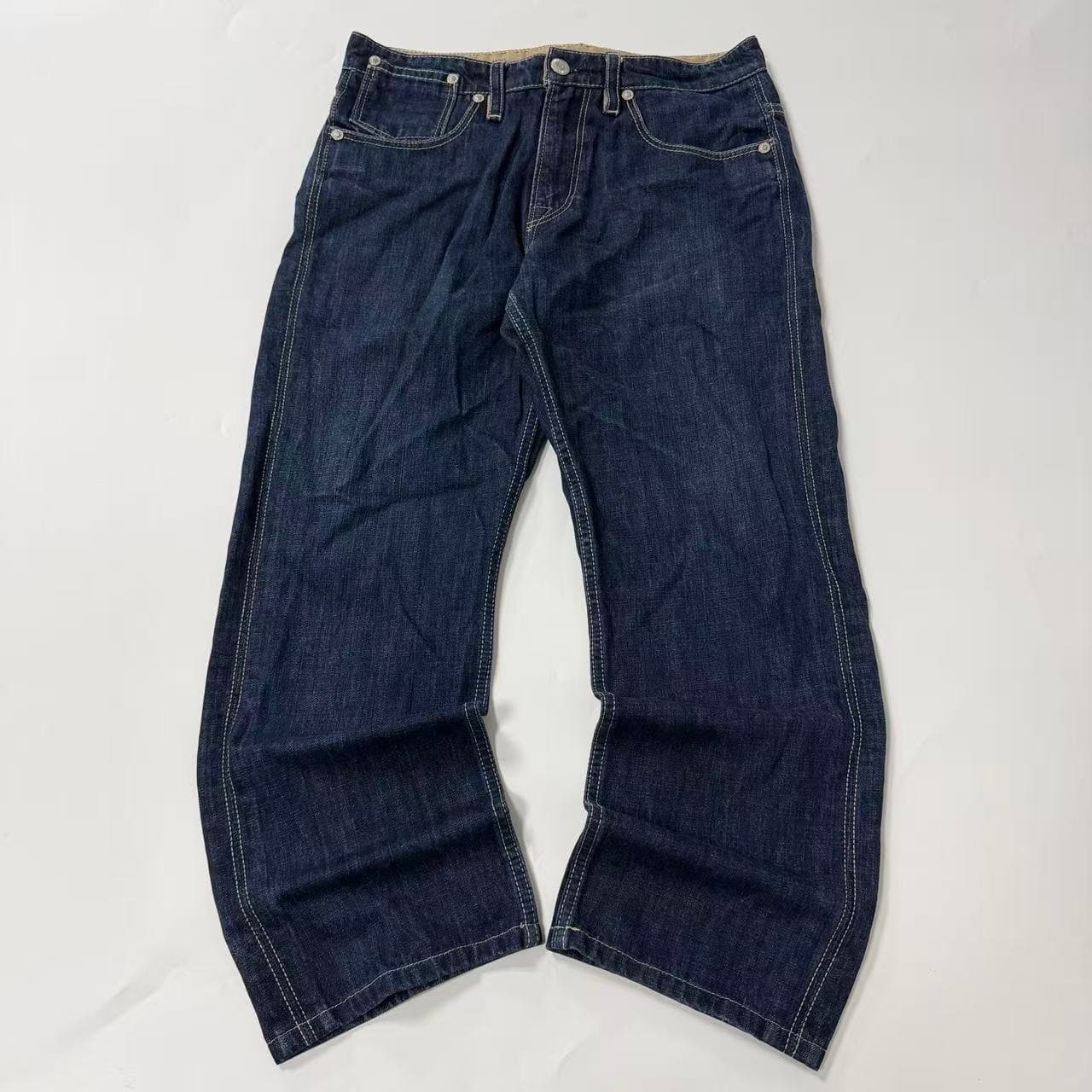 2000s Levi Strauss & Co 513 Slim Straight Jeans — photo 1 of 8