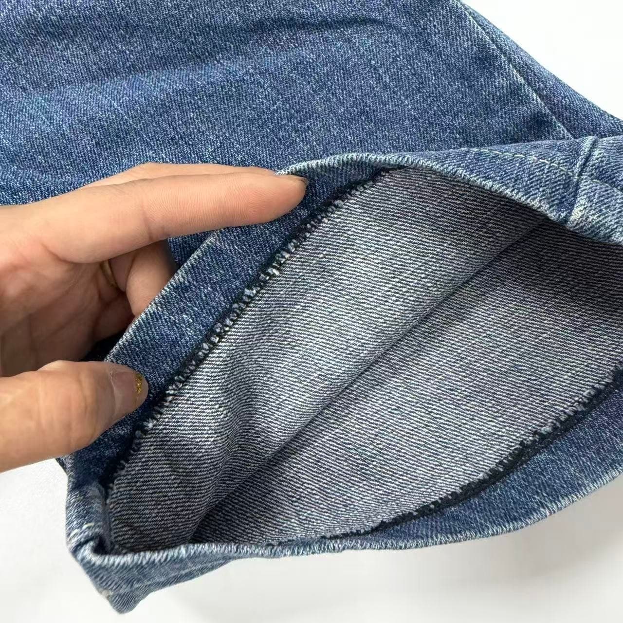 2000s Levi Strauss & Co. 514 Slim Straight Jeans — photo 2 of 7