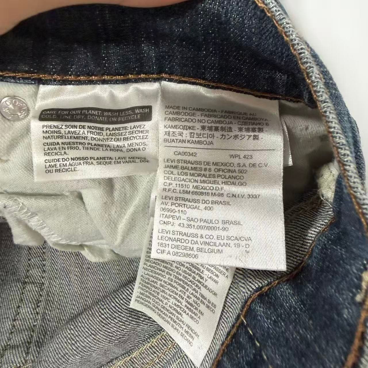 2000s Levi Strauss & Co. 514 Straight Leg Jeans — photo 2 of 7