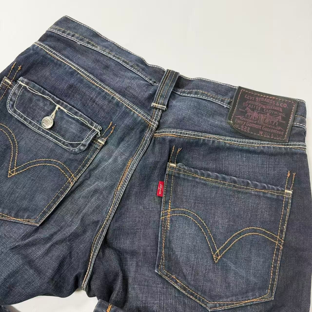 2000s Levi Strauss & Co. 523 Straight Jeans — photo 4 of 7